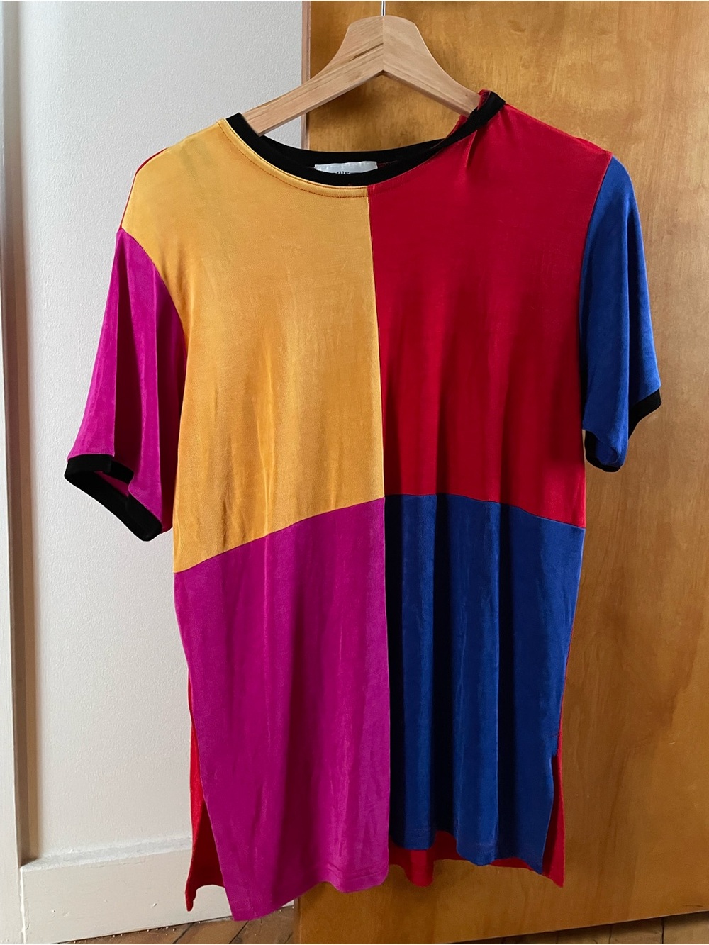 Petite Impressions Colorblock Tee